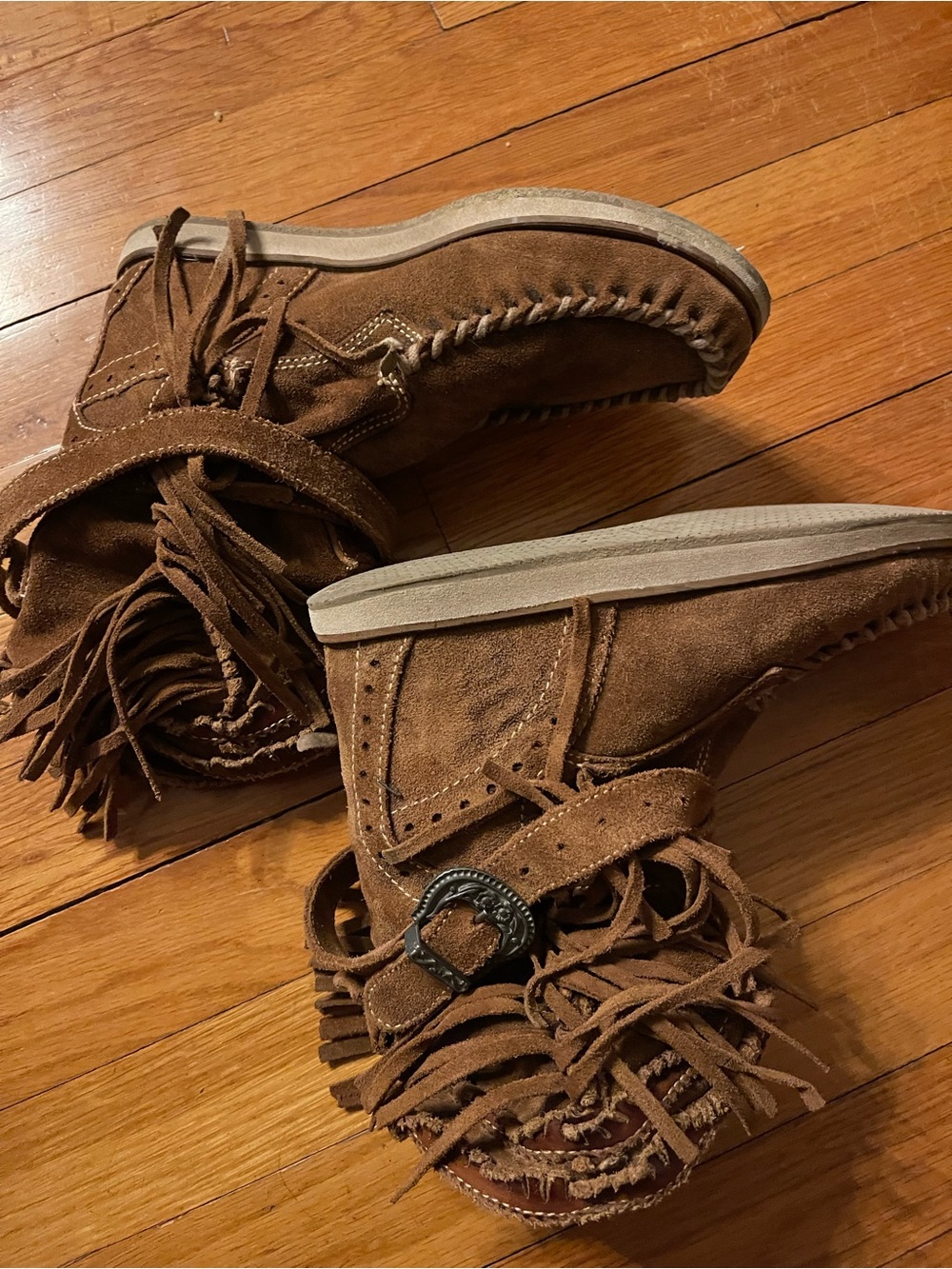 El Vaquero Fringe Suede Moccasin Boots - Picture 5 of 5